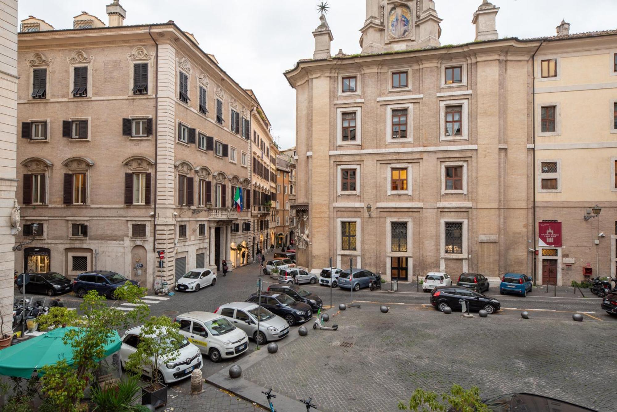 The Best In Rome Orologio Exterior foto
